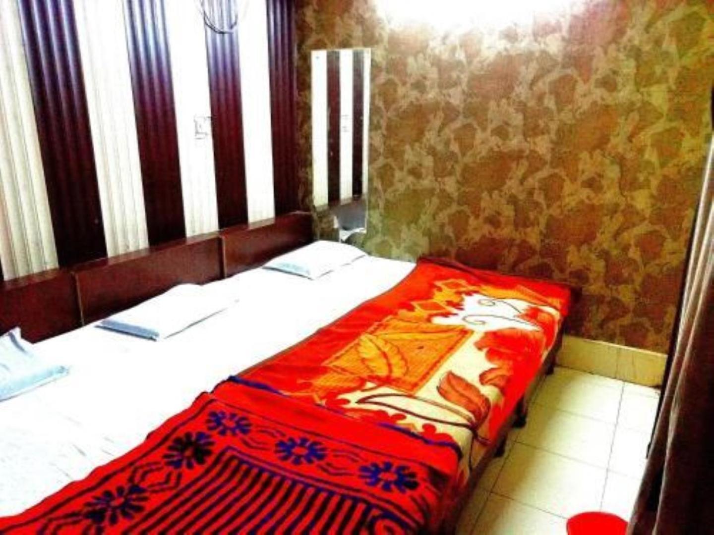 Abhiraj Guest House Mathura Exteriör bild